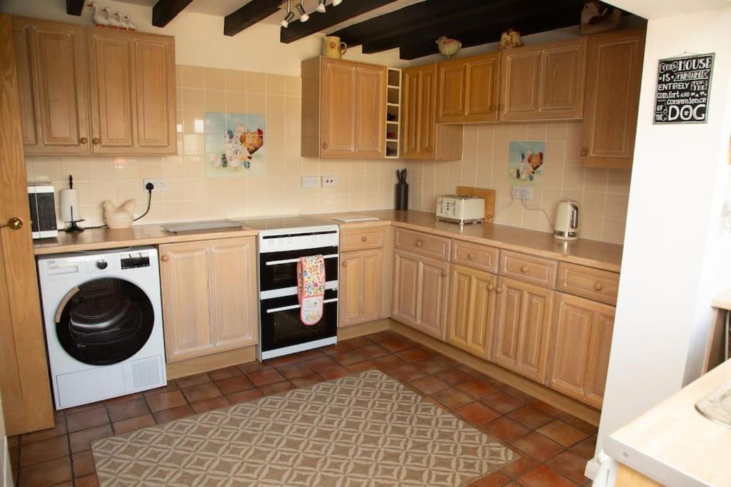 אדווינסטו Spring Cottage מראה חיצוני תמונה